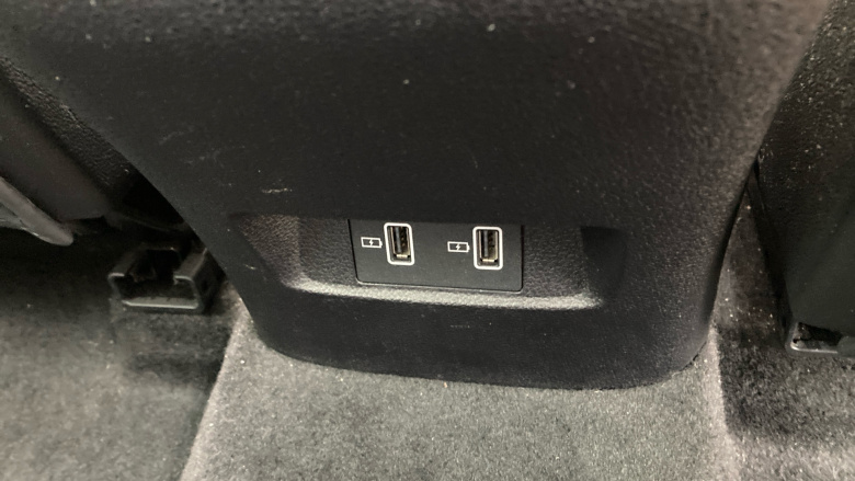 MG Hs 1.5 T-GDI Exclusive 5dr DCT Petrol Hatchback